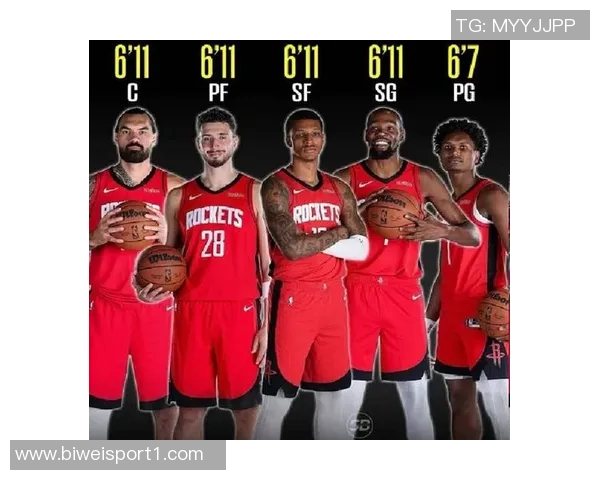 媒体人：火箭替补席确实没几个正常人了得亏末节有霍勒迪和申京